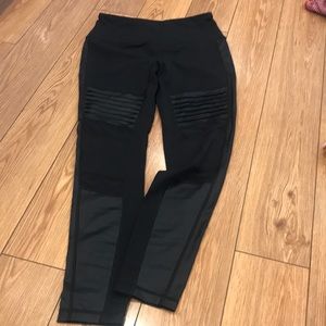 Victoria Secret Knockout leggings
